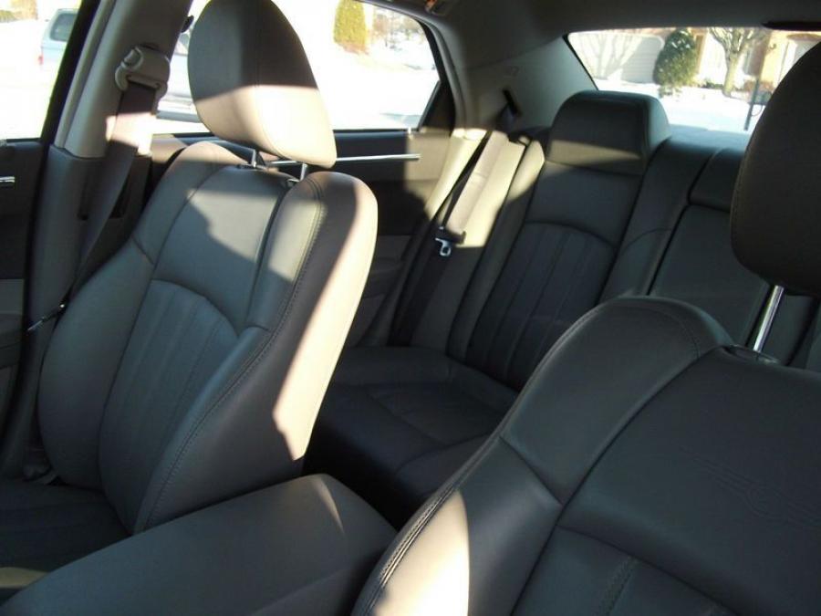  Chrysler 300C President Barack Obama 2005 года  (фото 12 из 22)